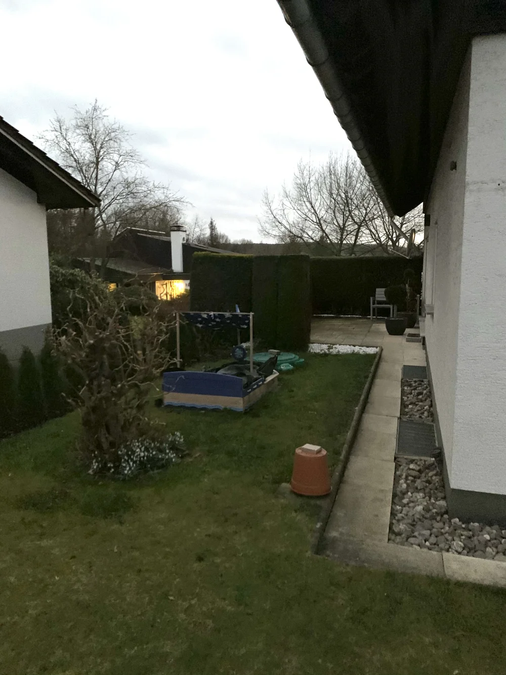Terrasse vor Sanierung in Puderbach